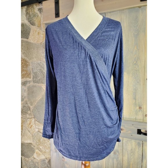 Liu & Qu Maternity Long Sleeve Breastfeeding Navy Shirt Size Med Surplice Top - Picture 1 of 7